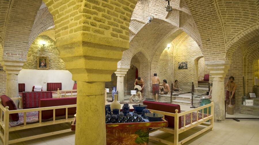 حمام قلعه (موزه مردم شناسی همدان)